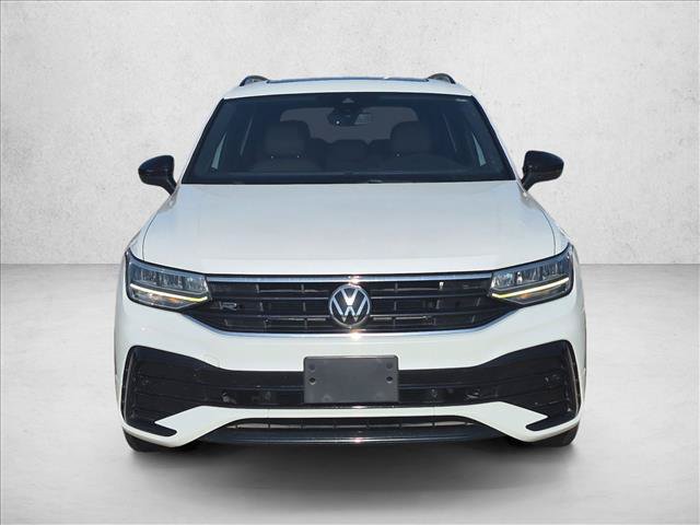 Used 2023 Volkswagen Tiguan SE R-Line FWD image 2