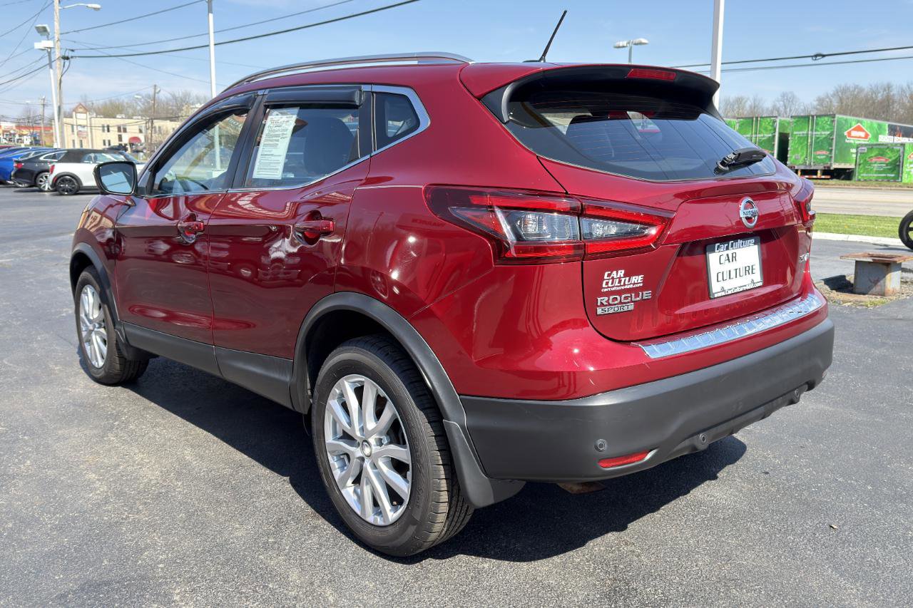 Used 2020 Nissan Rogue Sport SV w/ Technology Package AWD/4WD image 16