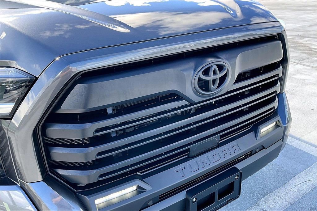 Used 2024 Toyota Tundra SR5 AWD/4WD image 31
