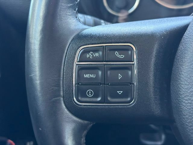 Used 2017 Jeep Wrangler Unlimited Sahara w/ Connectivity Group AWD/4WD image 34