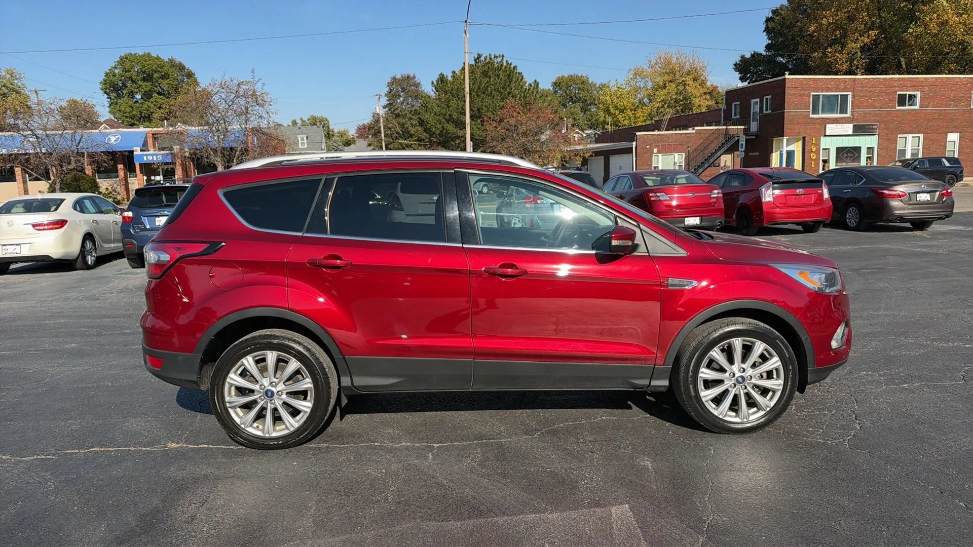 Used 2018 Ford Escape Titanium AWD/4WD image 4