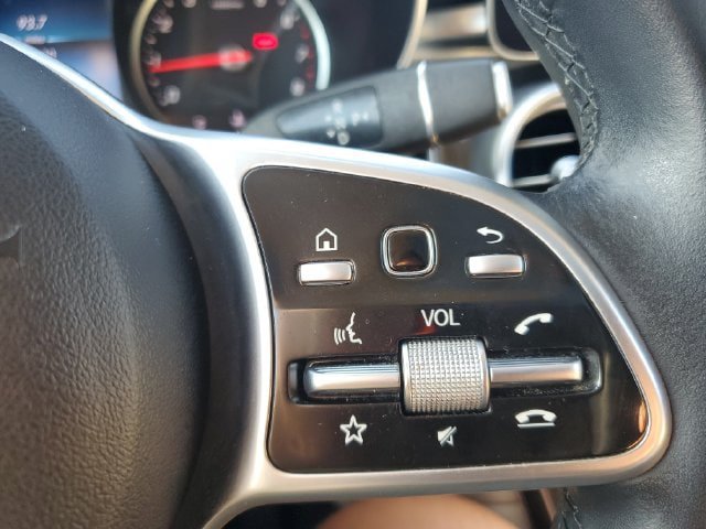 Used 2021 Mercedes-Benz GLC 300 image 31