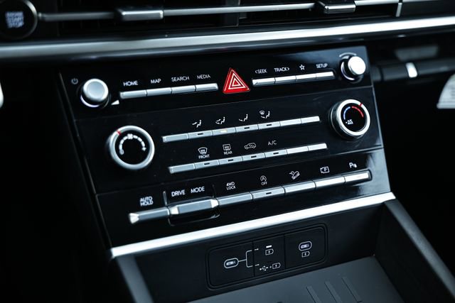 Used 2024 Hyundai Santa Fe SE image 37