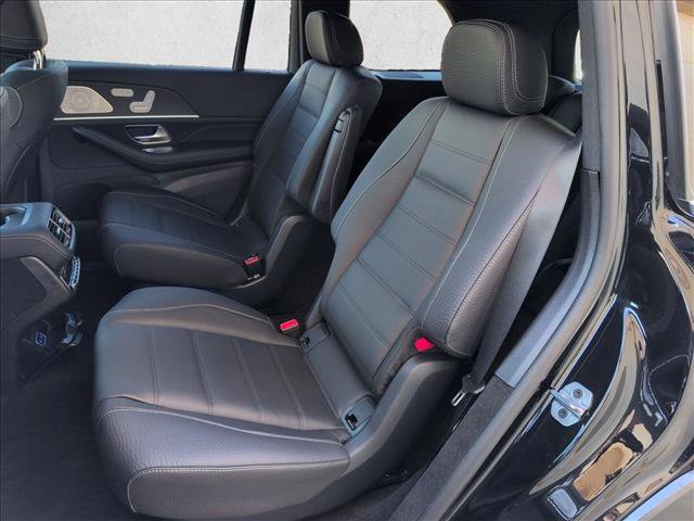 New 2026 Mercedes-Benz GLS 580 4MATIC image 16