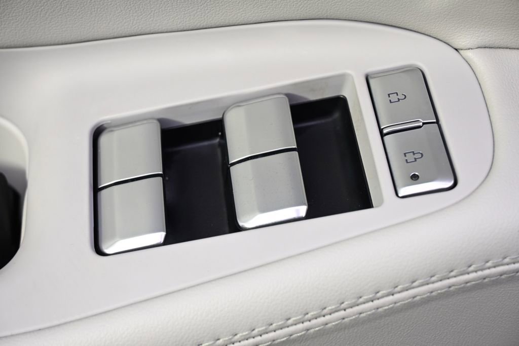 New 2026 Lincoln Navigator Reserve w/ Jet Appearance Package AWD/4WD image 24
