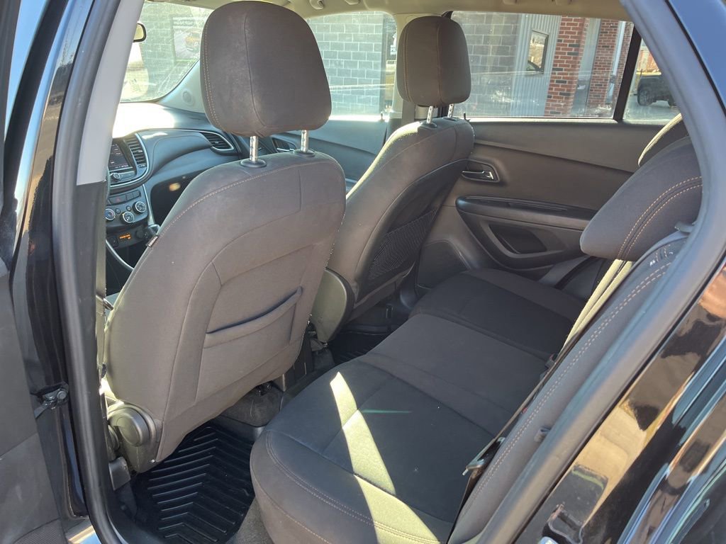 Used 2020 Chevrolet Trax LS w/ Tint and Cruise Package image 24