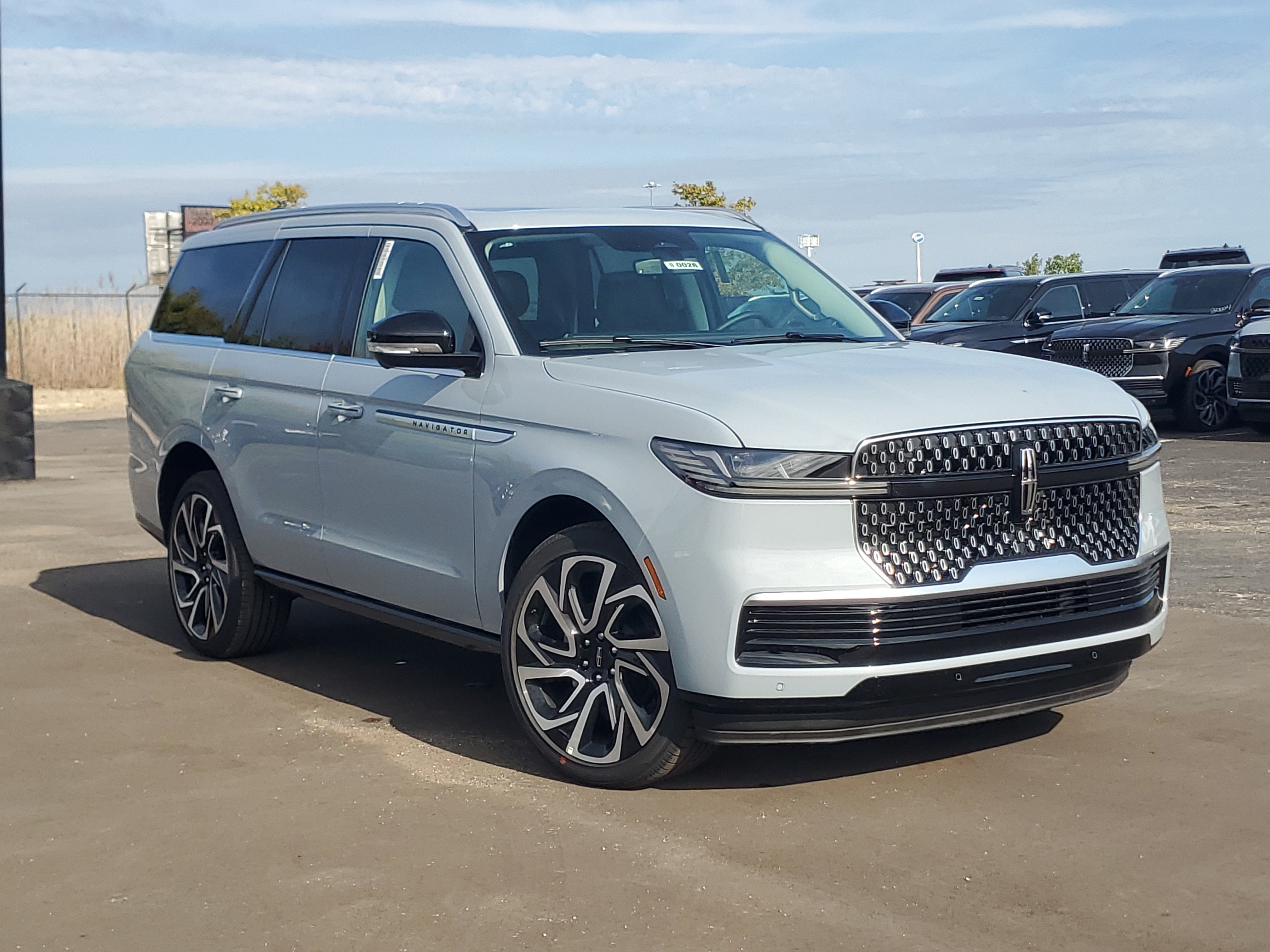 New 2027 Lincoln Navigator Reserve AWD/4WD 360° Tour