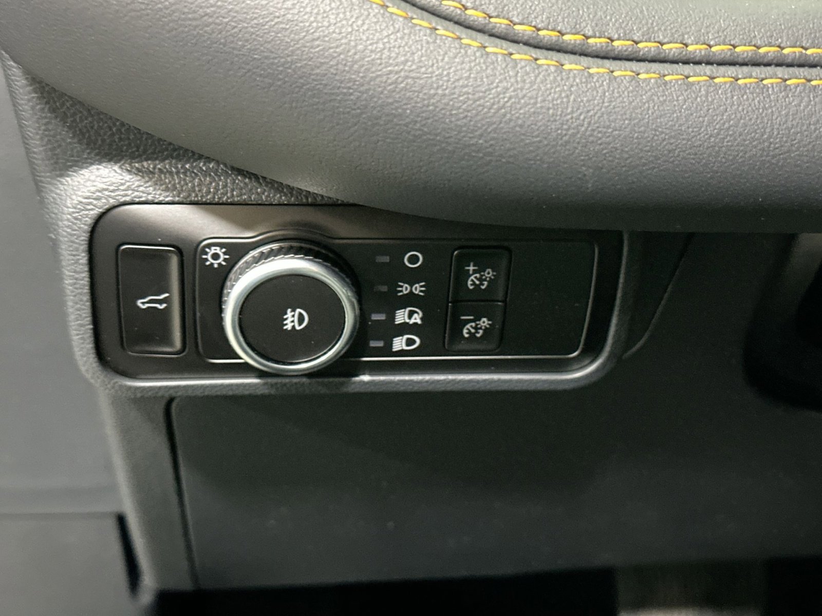 New 2026 Ford Explorer Tremor w/ Tremor Ultimate Package image 18