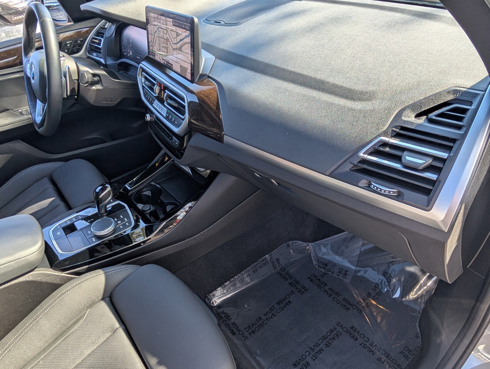 Used 2024 BMW X3 sDrive30i w/ Premium Package w/ZPA image 21