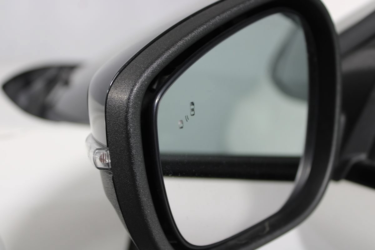 Used 2023 Ford Mustang Mach-E Premium RWD image 8