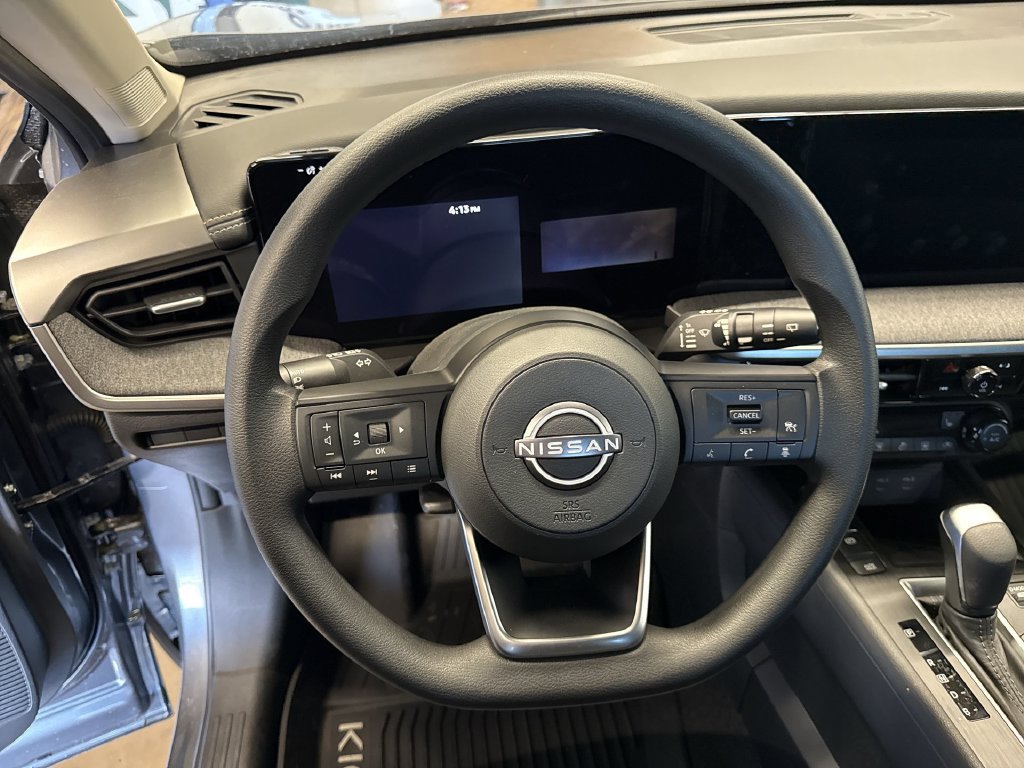New 2026 Nissan Kicks SV w/ Cold Weather Package FWD image 11