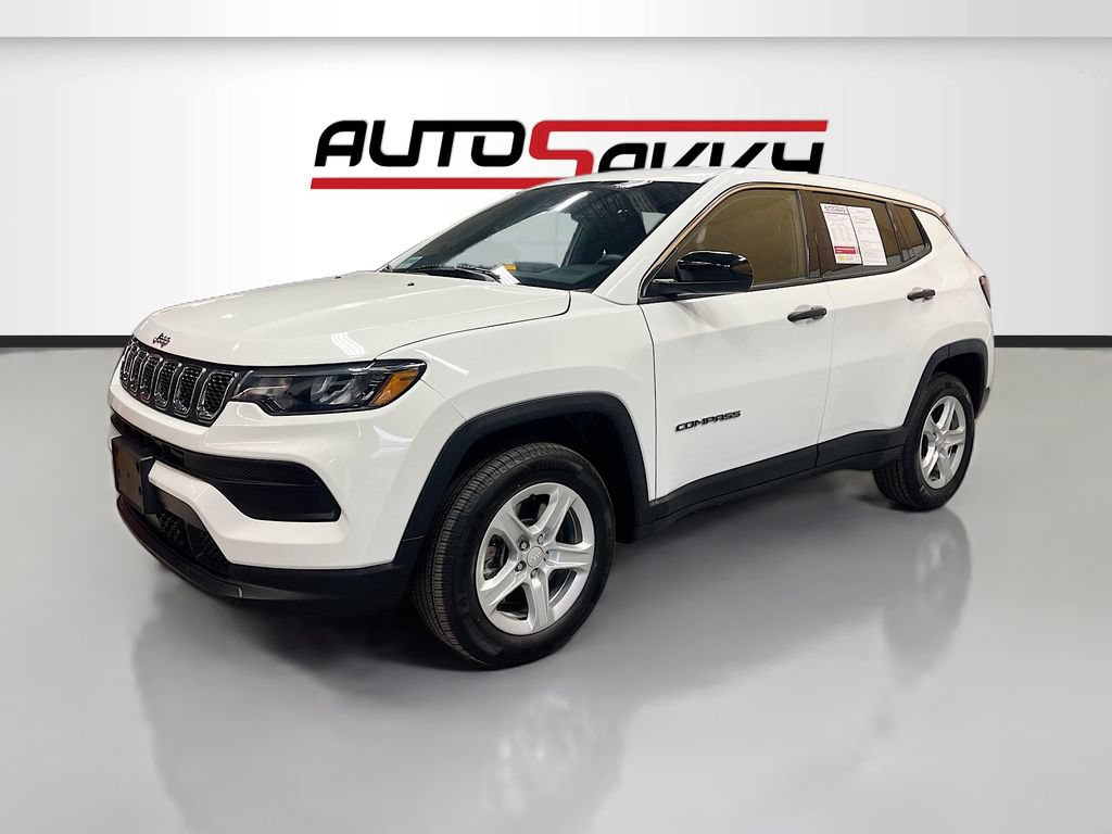 Used 2023 Jeep Compass Sport AWD/4WD image 3