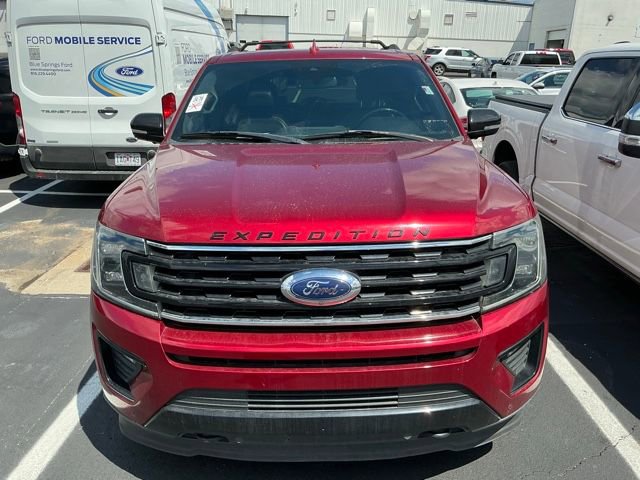 Used 2019 Ford Expedition Limited w/ Equipment Group 303A AWD/4WD image 2