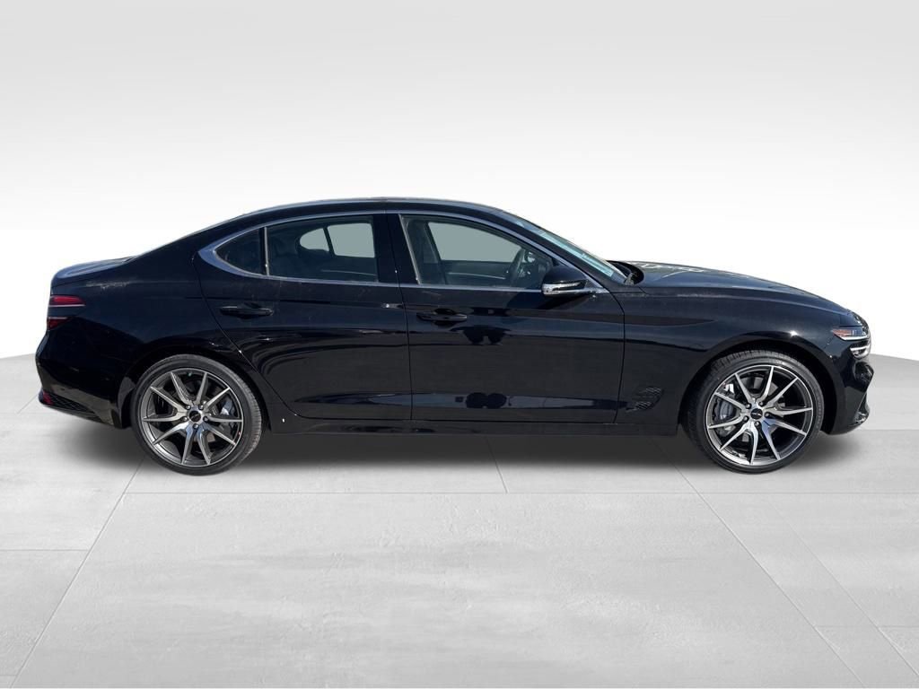 New 2026 Genesis G70 2.5T image 6
