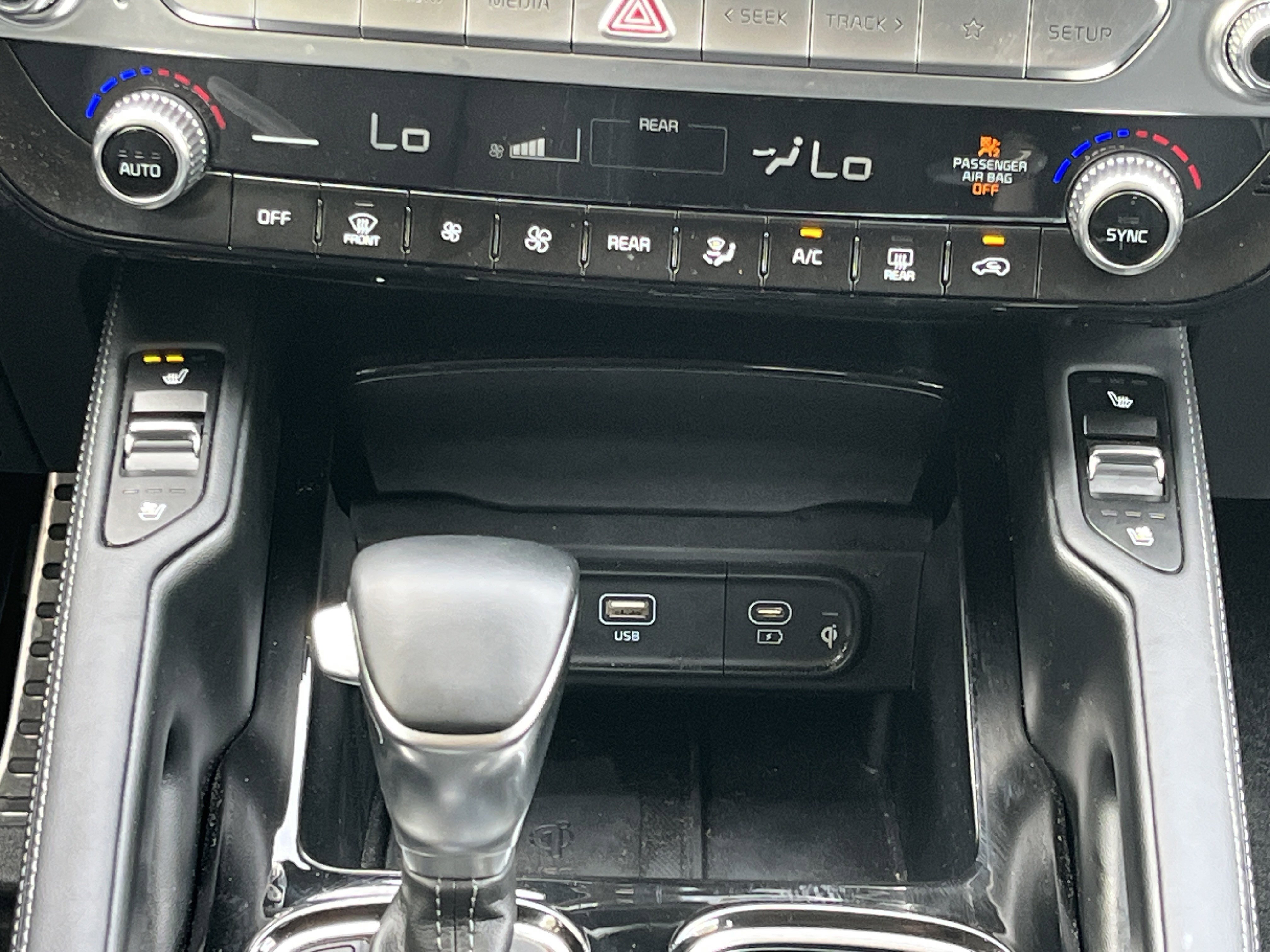 Used 2023 Kia Telluride SX image 6