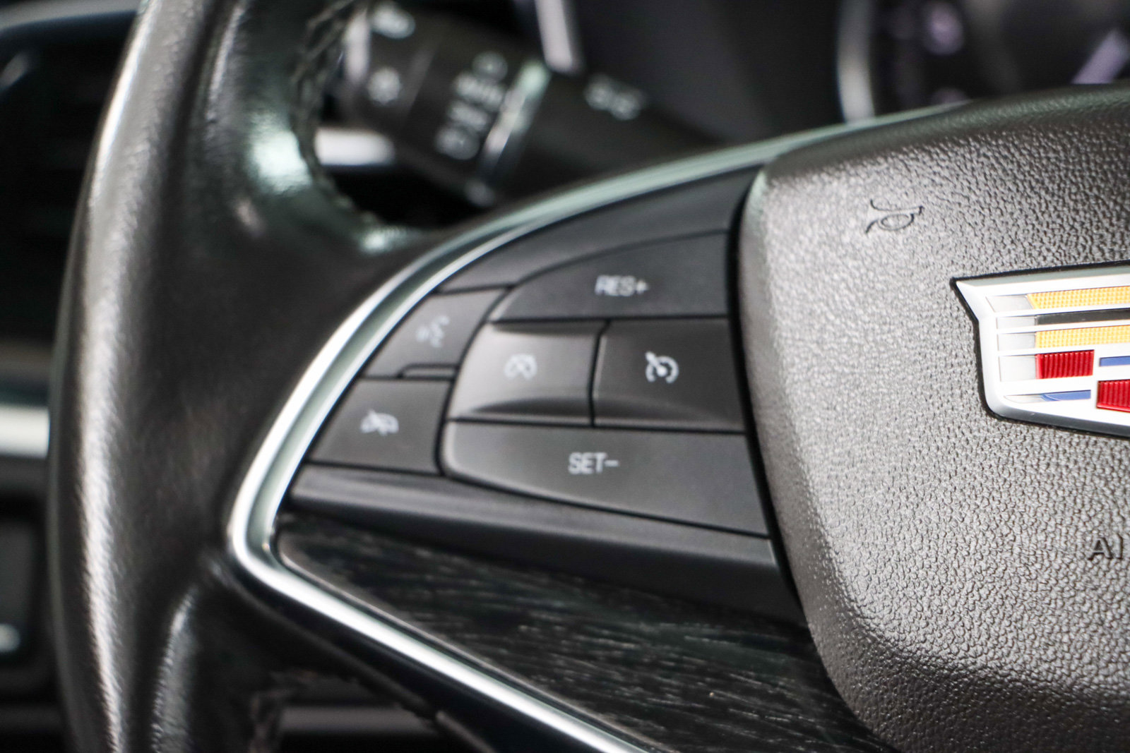 Used 2022 Cadillac XT5 Premium Luxury w/ LPO, Floor Liner Package image 13