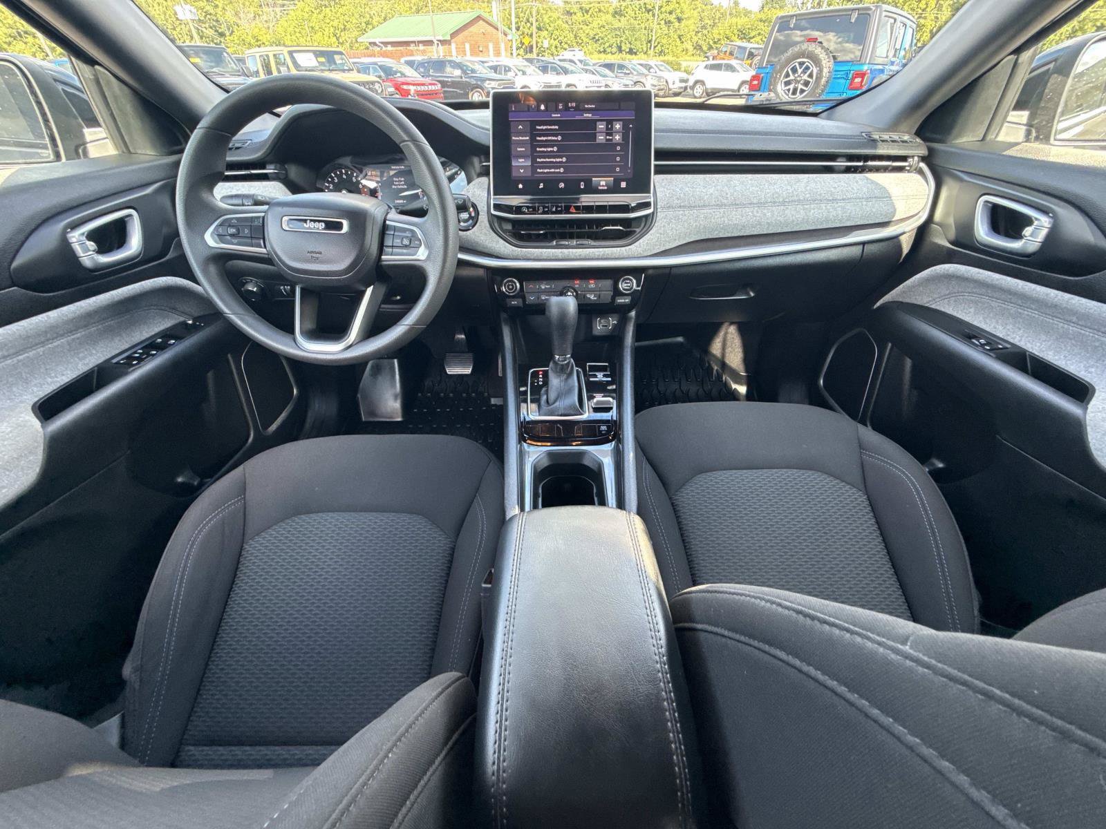 Certified 2023 Jeep Compass Sport AWD/4WD image 15