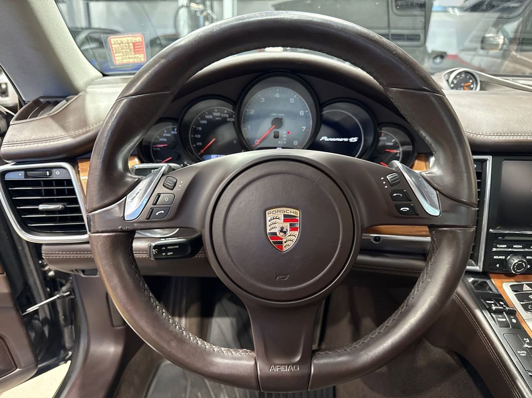 Used 2013 Porsche Panamera 4S image 62