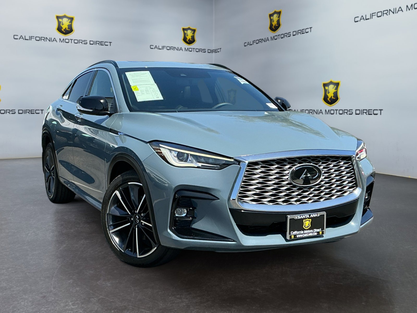 Used 2023 INFINITI QX55 Luxe w/ Cargo Package AWD/4WD image 3