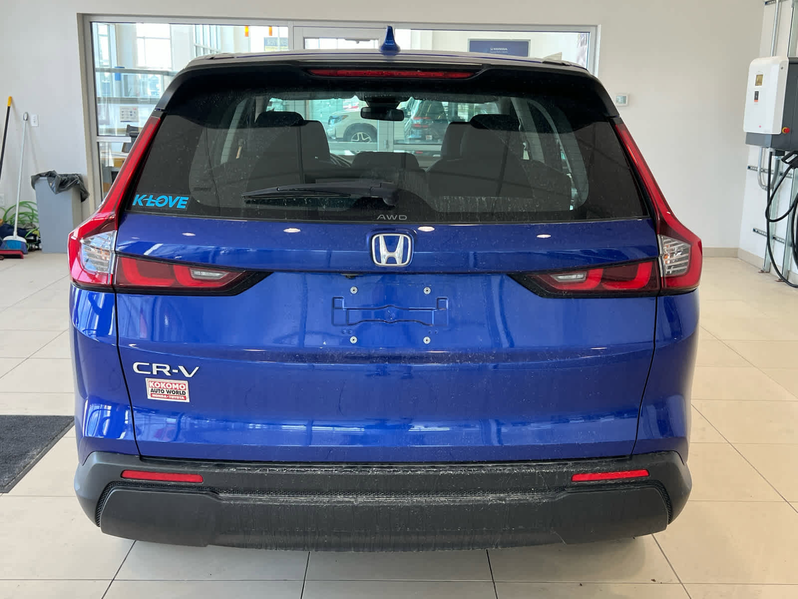 Used 2024 Honda CR-V LX image 6