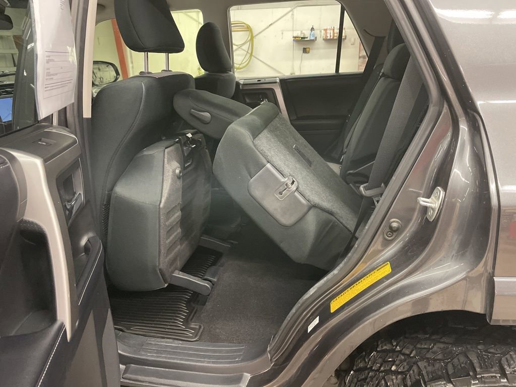 Used 2020 Toyota 4Runner SR5 image 27