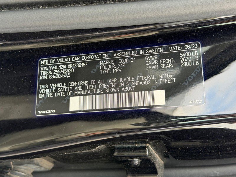 Certified 2024 Volvo XC60 B5 Plus w/ Protection Package Premier AWD/4WD image 25