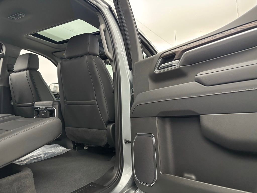 New 2026 GMC Sierra 1500 SLT w/ SLT Premium Package image 36