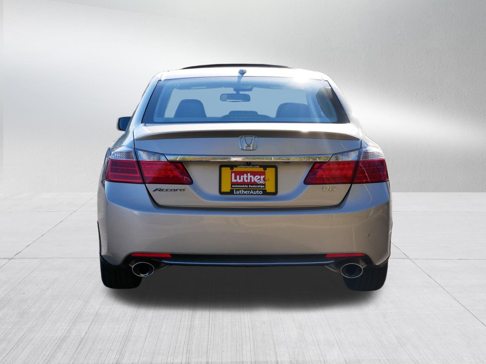 Used 2015 Honda Accord EX-L image 6