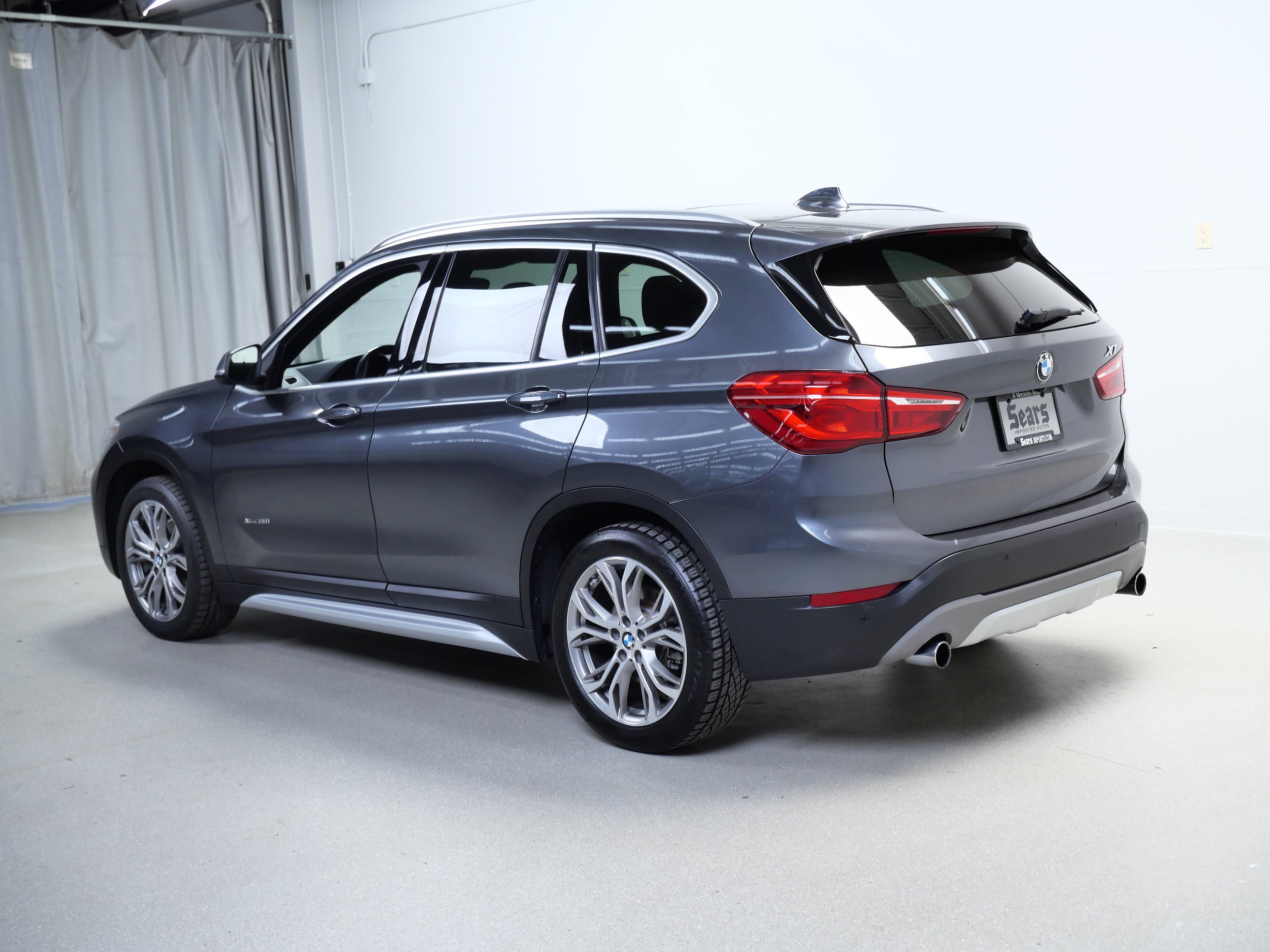 Used 2016 BMW X1 xDrive28i AWD/4WD image 11