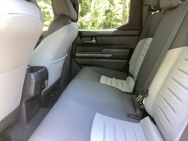 Certified 2025 Toyota Tacoma SR5 AWD/4WD image 4