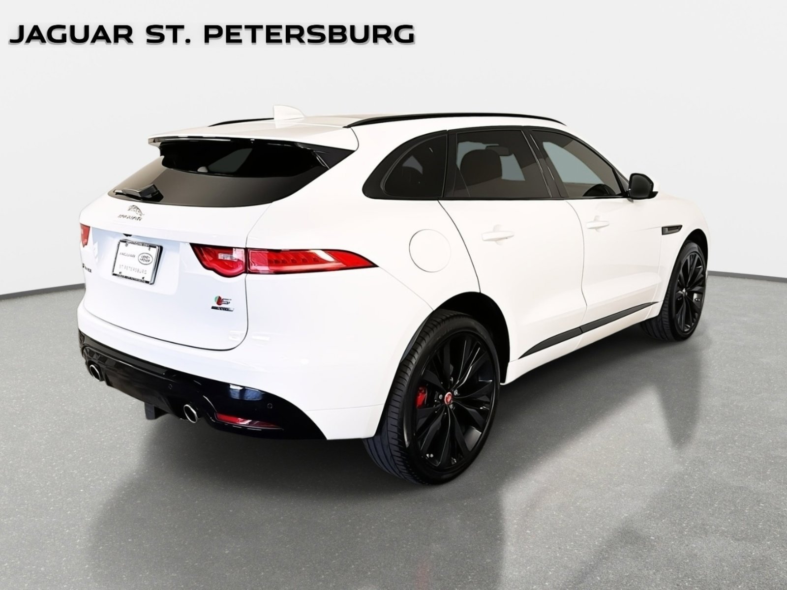 Used 2017 Jaguar F-PACE S image 6