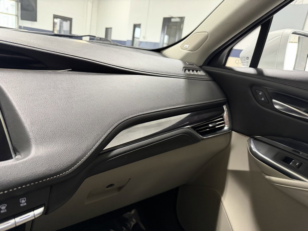 Used 2019 Cadillac XT4 Luxury image 27