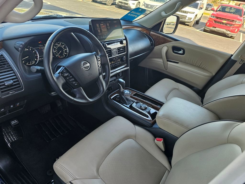 Used 2024 Nissan Armada SL w/ Captain's Chairs Package RWD image 17