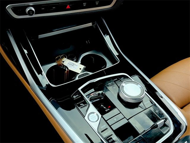Used 2023 BMW X7 xDrive40i w/ Executive Package image 28