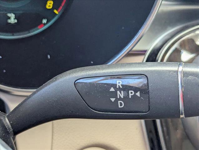 Used 2022 Mercedes-Benz GLC 300 image 7