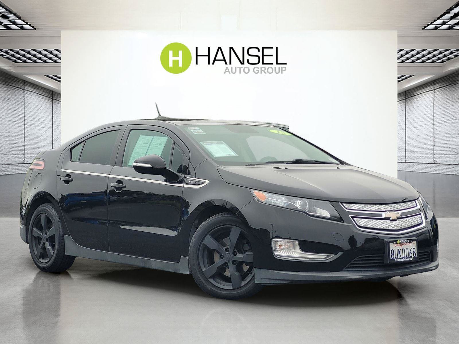 Used 2015 Chevrolet Volt Premium w/ Premium Trim Package FWD image 1
