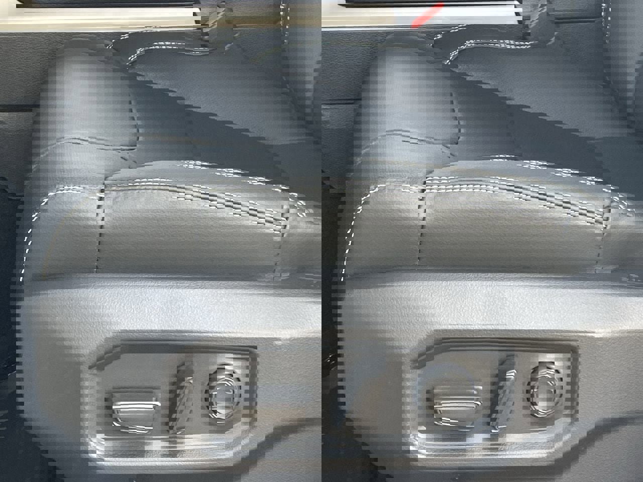 New 2026 Toyota Tundra SR5 image 18