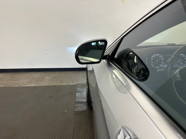 Used 2016 Mercedes-Benz S 550 4MATIC Sedan image 12