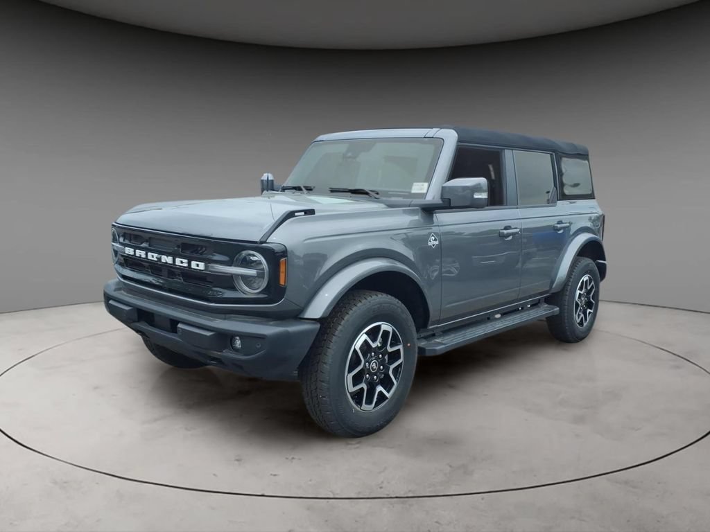 New 2024 Ford Bronco Outer Banks AWD/4WD image 1
