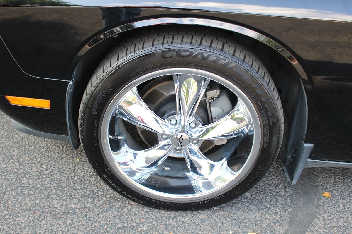 Used 2013 Dodge Challenger R/T Plus RWD image 42