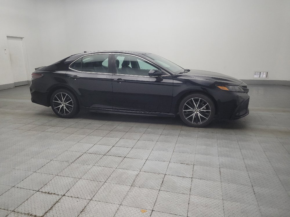 Used 2022 Toyota Camry SE FWD image 11
