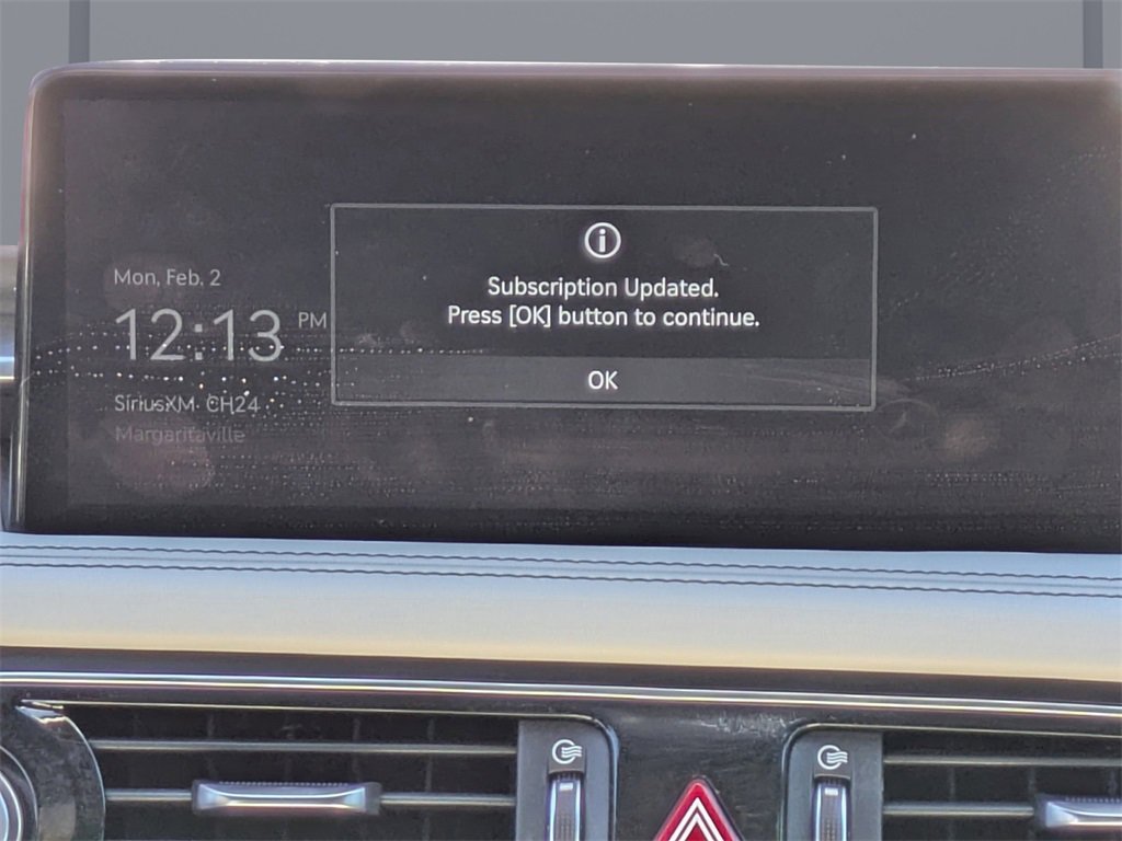 Used 2022 Genesis G70 3.3T image 18