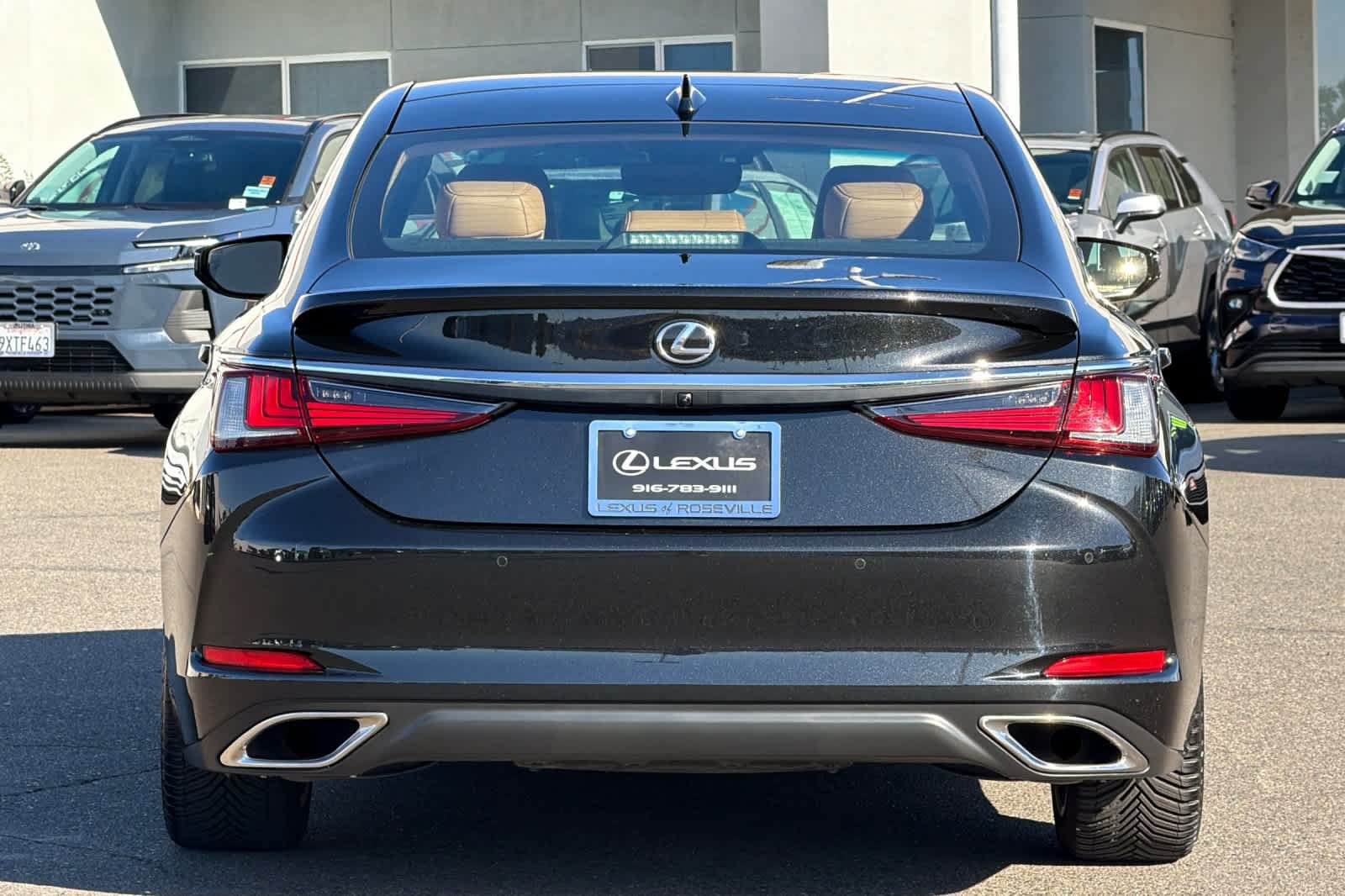 Used 2024 Lexus ES 350 w/ Accessory Package (Z2) FWD image 8
