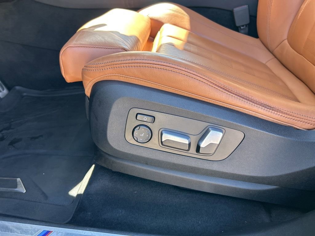 Used 2021 BMW X7 xDrive40i w/ M Sport Package image 44