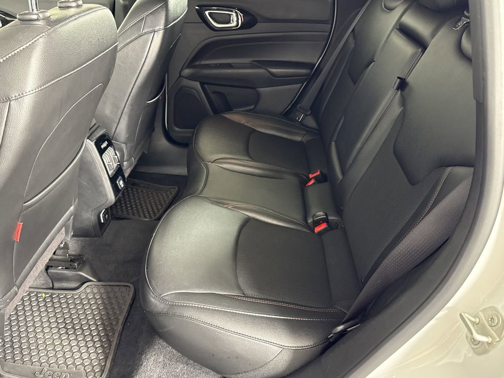 Used 2024 Jeep Compass Trailhawk image 18