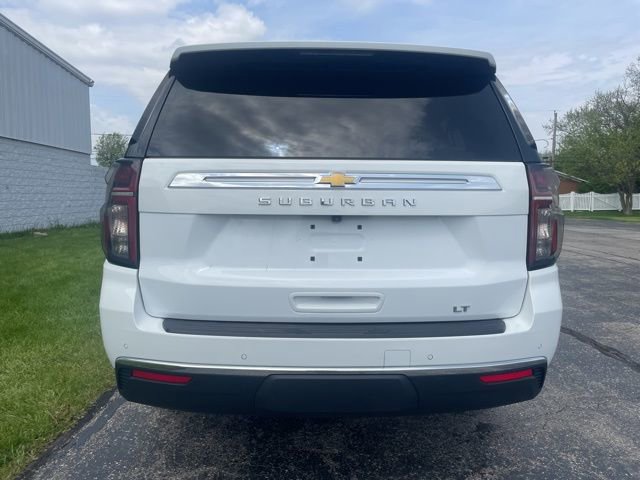 Used 2024 Chevrolet Suburban LT AWD/4WD image 12