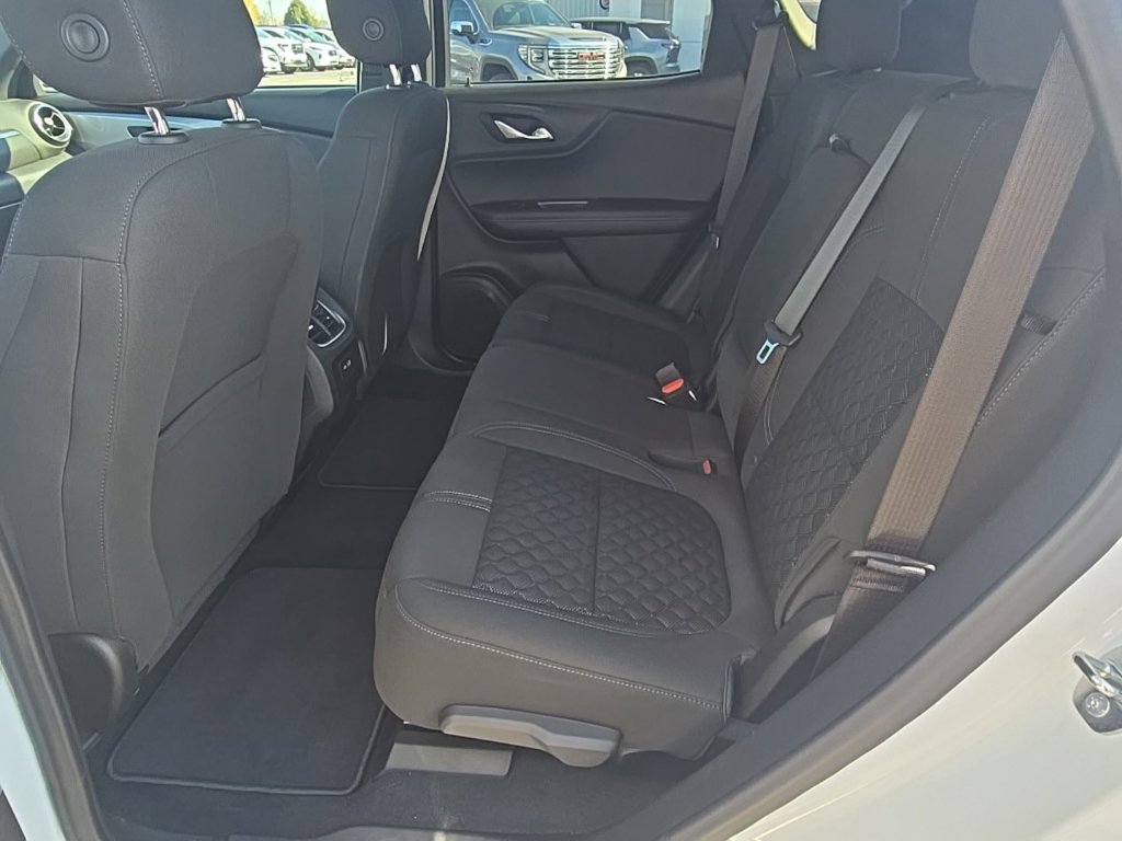 Used 2022 Chevrolet Blazer LT AWD/4WD image 22