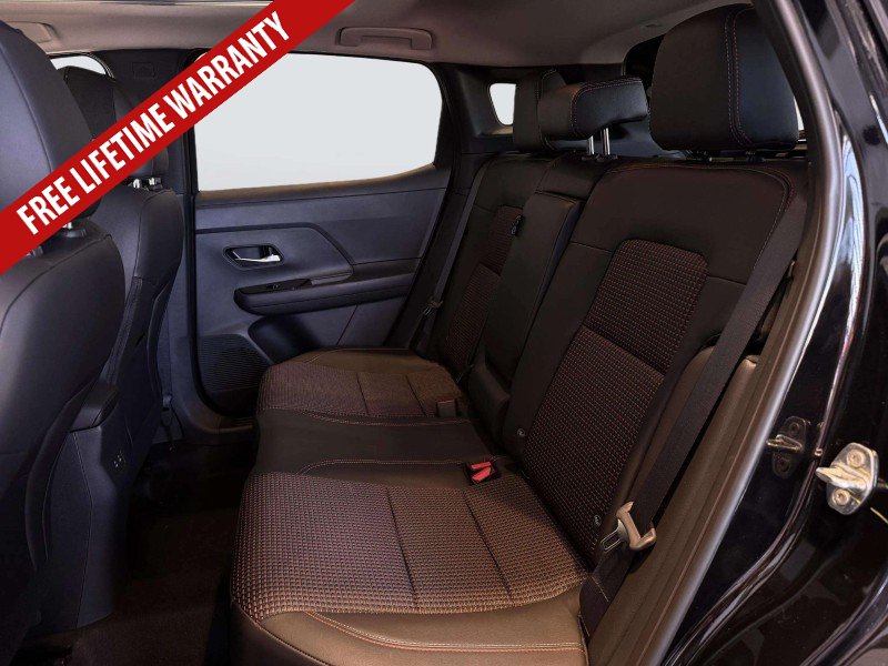 New 2026 Nissan Kicks SR w/ SR Premium Package FWD image 29