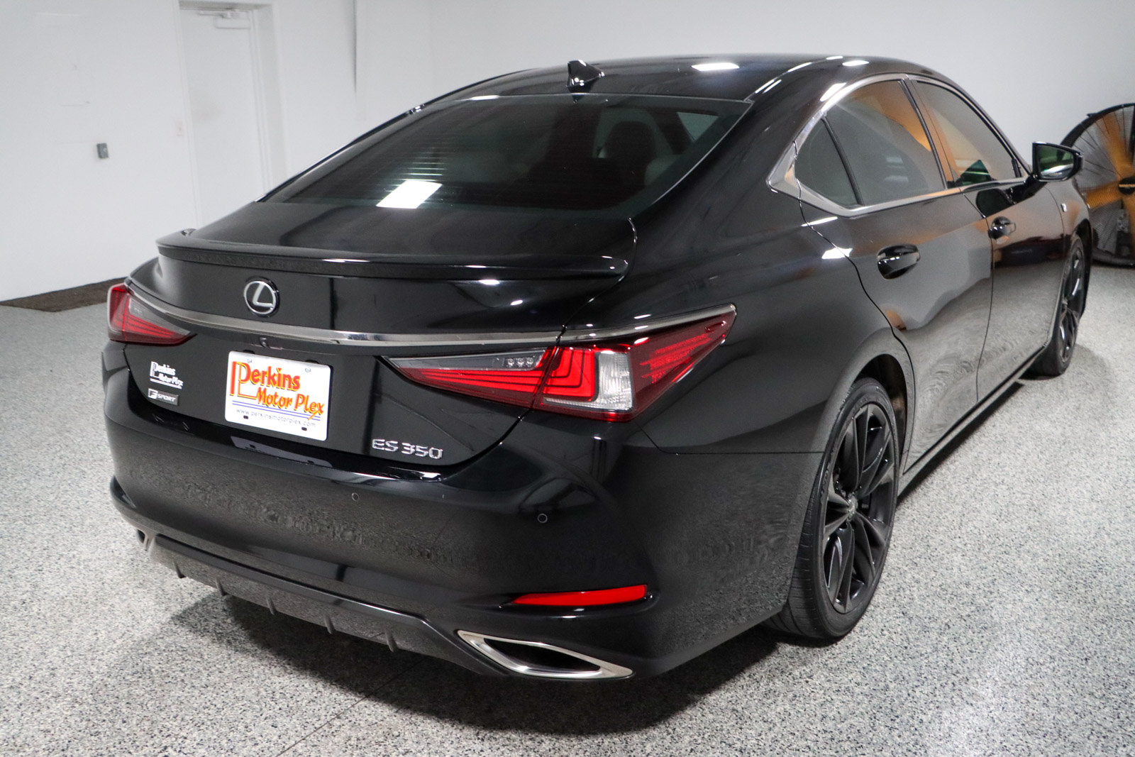 Used 2021 Lexus ES 350 F Sport w/ Special Edition FWD image 7