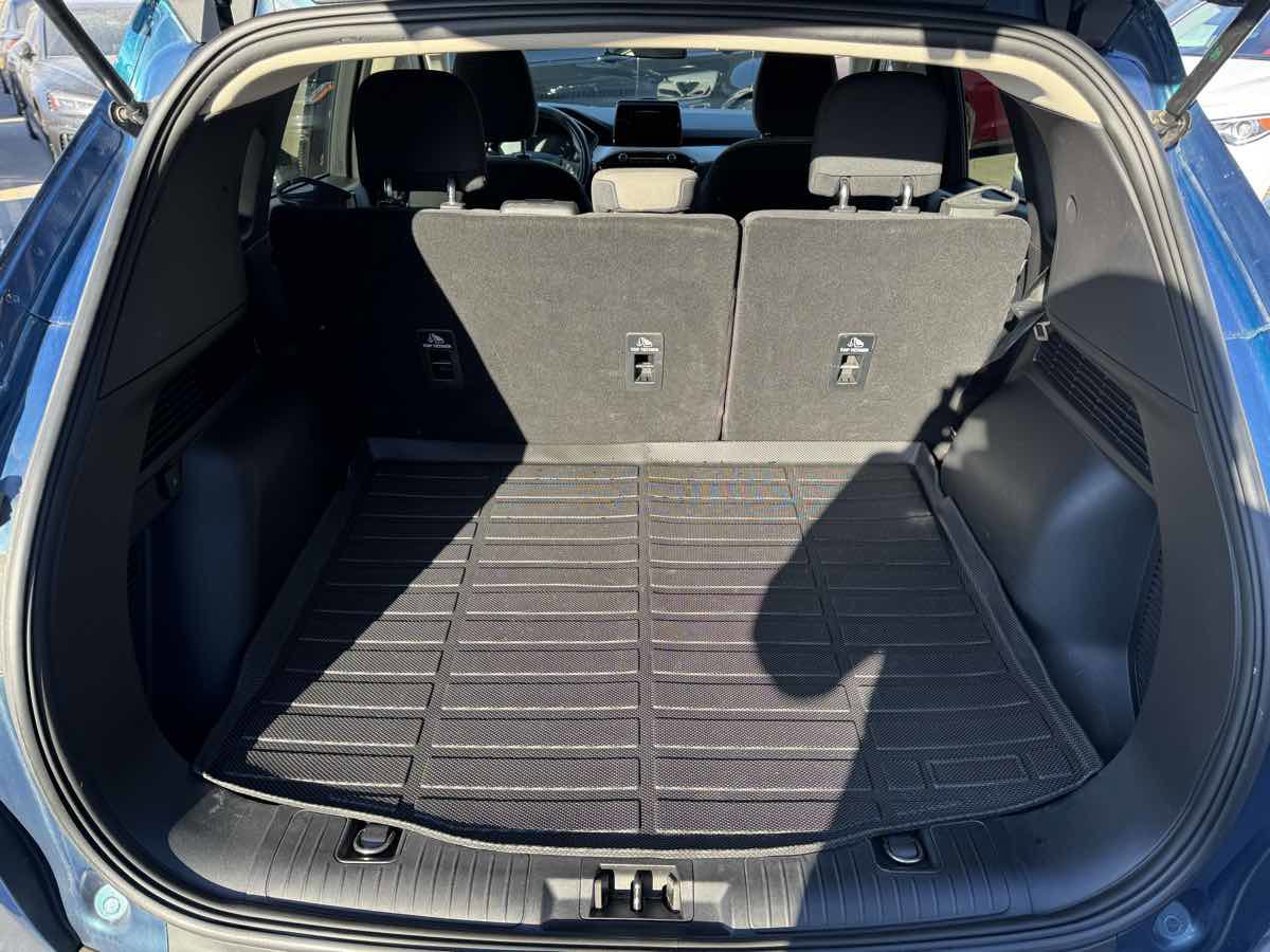 Used 2020 Ford Escape SE image 40